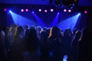 fiesta-discoteca-adolescentes